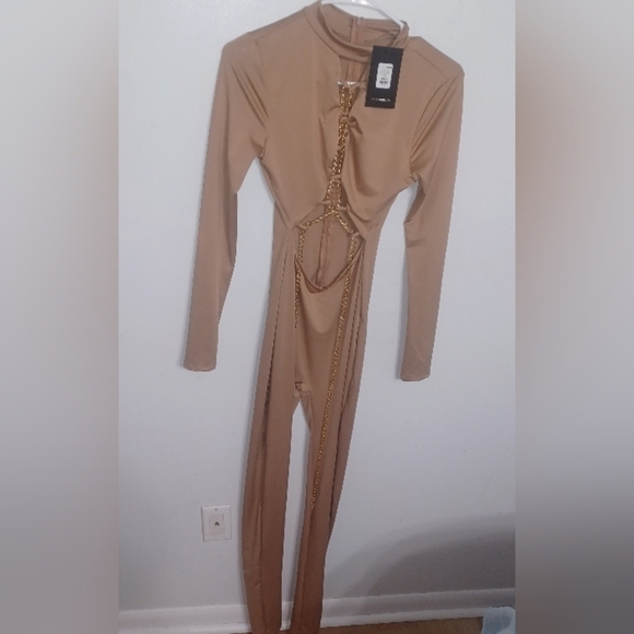 Fashion Nova- Chain and Glory Jumpsuit- W Sz Small - Picture 2 of 7